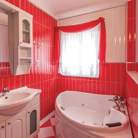 Awesome In With House Sea View Appartement Makarska